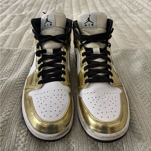 Men’s Nike Air Jordan 1 Mid SE